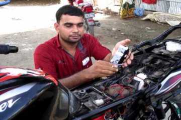 মোটরসাইকেল চুরি রোধে যন্ত্র উদ্ভাবন
